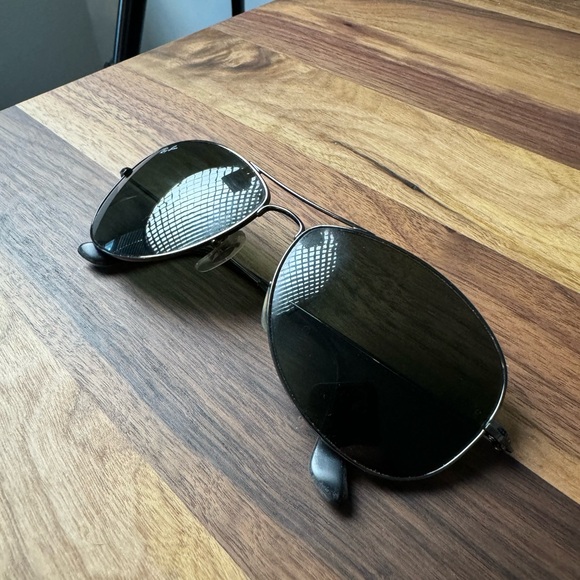 Ray Bans Aviator Sunglasses - Picture 2 of 5